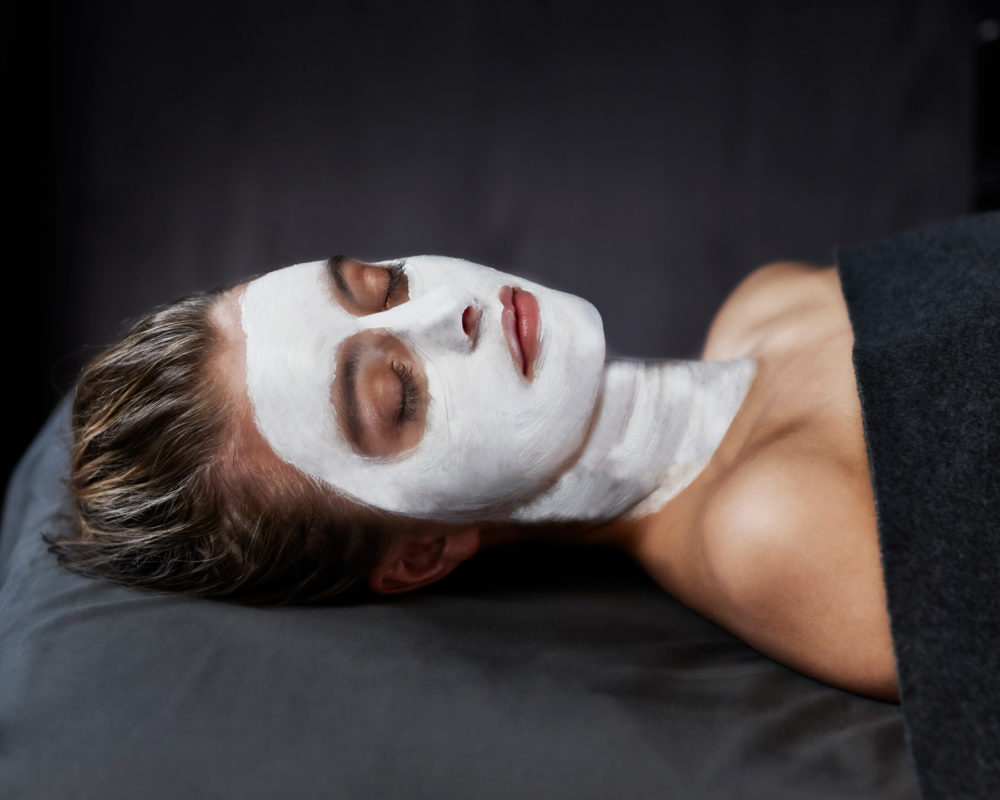 amazing-space-treatment-facial
